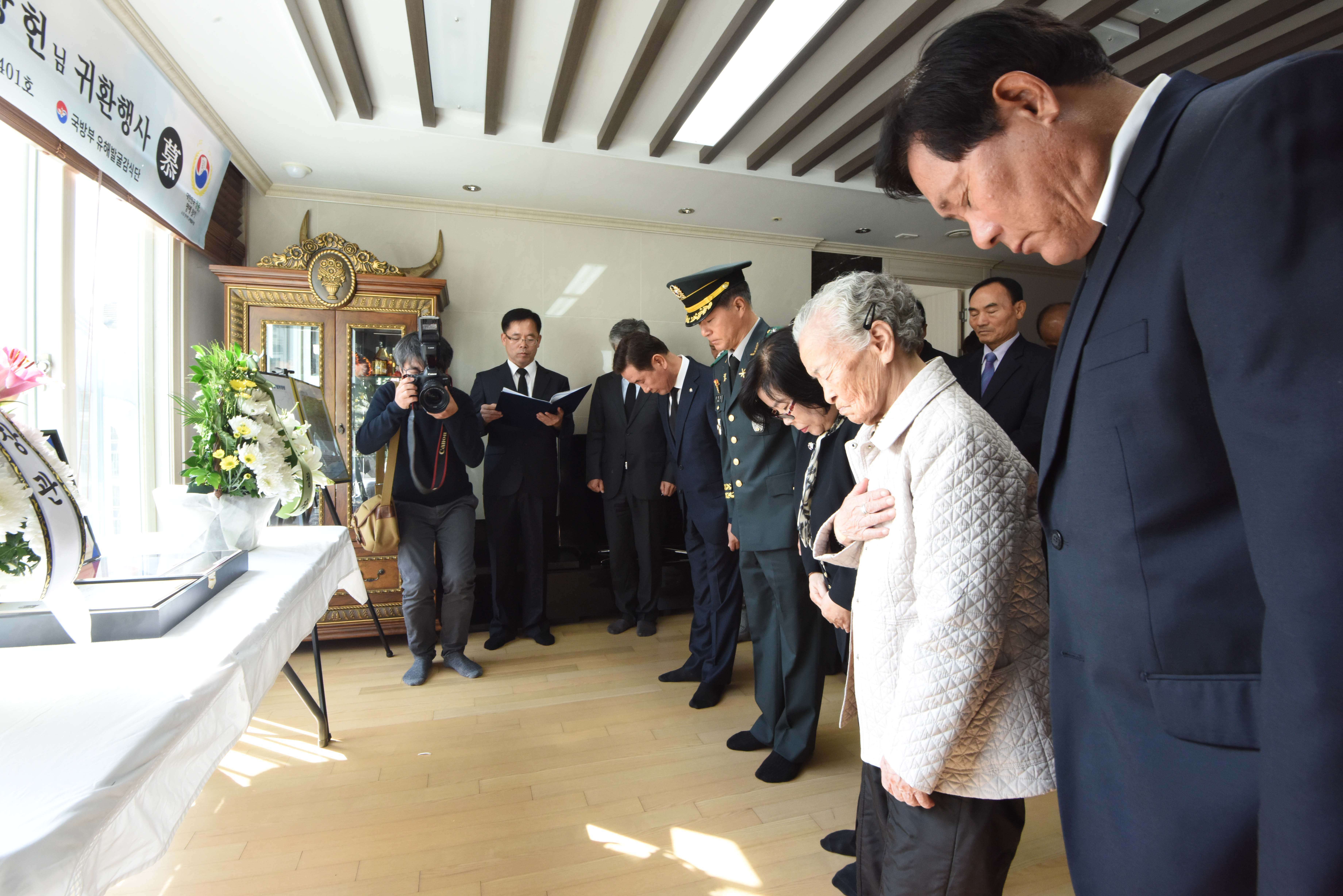 Homecoming event for our fallen hero "Late PFC. Kim Chang-Hun" (2017.10.24.)